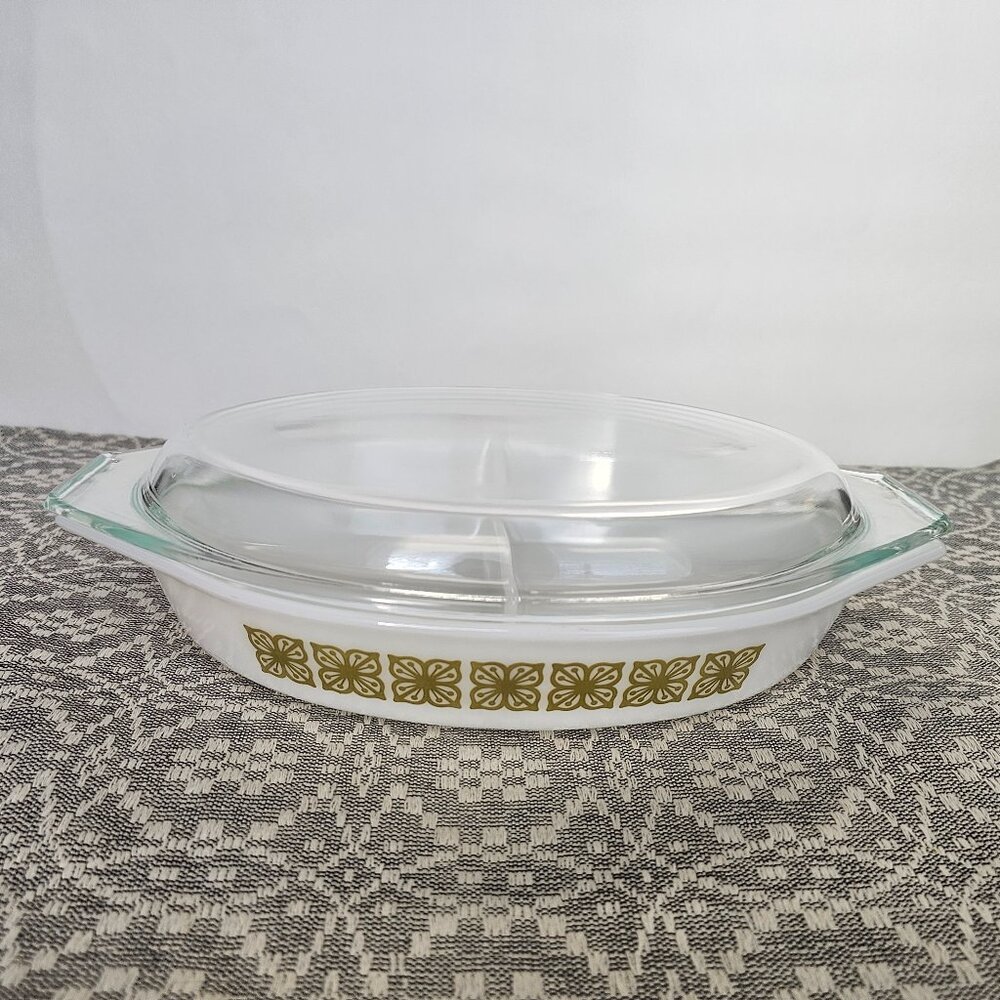 Vintage Pyrex 1 Qt Divided Casserole Dish w/ Clear Lid – Green Floral Pattern